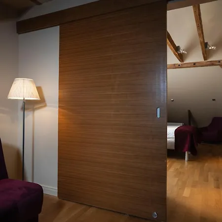 Opera Hotel